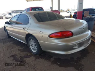 2002 Chrysler Concorde LX z VIN 2C3HD46R22H272931, wystawiony jako IAAI lot #42263564 z przebiegiem 177 212 mil mil oraz . Historia ofert i sprzedaży dostępna na DreamBid. Obrazek 3.