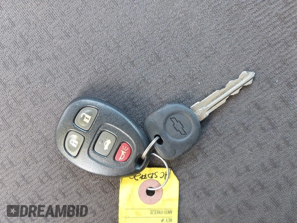 2013 Chevrolet Impala Police z VIN 2G1WD5E35D1166015, wystawiony jako IAAI lot #42171708 z przebiegiem 169 790 mil mil oraz . Historia ofert i sprzedaży dostępna na DreamBid. Obrazek 11.