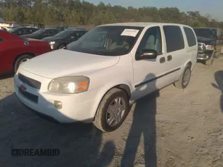 2008 Chevrolet Uplander LS with VIN 1GNDV23W98D130546, listed as a IAAI auction lot 41666342 with 186,601 mi miles. Bid and sale history available at carsss.com. Image 2.