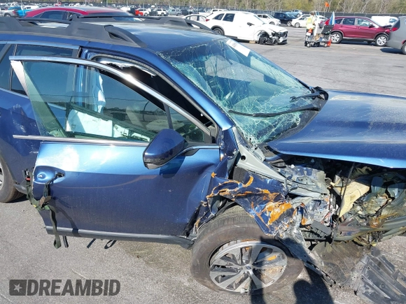 2021 Subaru Outback Premium with VIN 4S4BTACC5M3169457, listed as a IAAI auction lot 41869699 with 58,549 mi miles and . Bid and sale history available at DreamBid. Image 6.