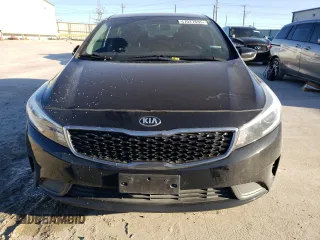 2017 Kia Forte LX with VIN 3KPFK4A71HE039139, listed as a Copart auction lot 47027835 with 43,447 mi miles and Salvage Title. Bid and sale history available at carsss.com. Image 5.