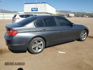 2015 BMW 3 Series 328i xDrive с VIN WBA3B5C55FF961871, выставлен на аукционе Copart как лот 56194425 с пробегом Не указан миль и Чистый • Clean title. История ставок и продаж доступна на DreamBid. Изображение 3.