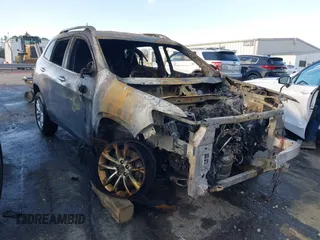 2019 Jeep Cherokee Latitude с VIN 1C4PJMCX4KD118110, выставлен на аукционе IAAI как лот 41876202 с пробегом Не указан миль и . История ставок и продаж доступна на DreamBid. Изображение 1.