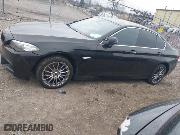 2014 BMW 5 Series 535d with VIN WBAXA5C51ED691018, listed as a IAAI auction lot 41887112 with 174,684 mi miles and . Bid and sale history available at carsss.com. Image 14.