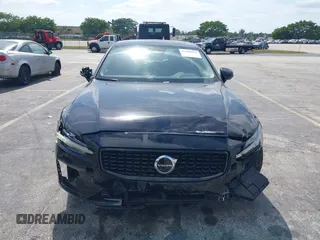 2025 Volvo S60 Plus with VIN 7JRL12GC0SG364646, listed as a IAAI auction lot 42108729 with 7,378 mi miles. Bid and sale history available at carsss.com. Image 12.