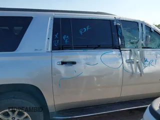 2016 GMC Yukon XL SLT z VIN 1GKS1GKC3GR268945, wystawiony jako IAAI lot #41864816 z przebiegiem 171 815 mil mil oraz . Historia ofert i sprzedaży dostępna na DreamBid. Obrazek 13.