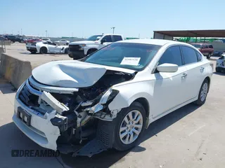 2015 Nissan Altima S z VIN 1N4AL3AP4FN872272, wystawiony jako IAAI lot #41982118 z przebiegiem 106 907 mil mil oraz . Historia ofert i sprzedaży dostępna na DreamBid. Obrazek 20.