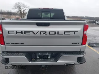 2021 Chevrolet Silverado 1500 RST with VIN 1GCUYEEDXMZ188935, listed as a IAAI auction lot 41733944 with 86,888 mi miles and . Bid and sale history available at DreamBid. Image 16.