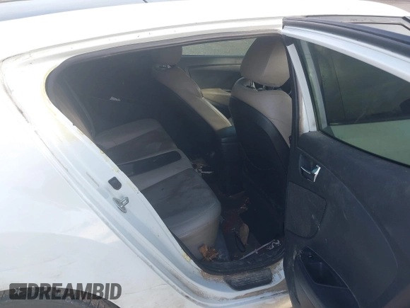 2013 Hyundai Veloster w/Gray Int with VIN KMHTC6AD4DU140121, listed as a IAAI auction lot 41410252 with 202,596 mi miles and . Bid and sale history available at DreamBid. Image 8.