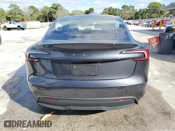 2024 Tesla Model 3 z VIN 5YJ3E1EA7RF726152, wystawiony jako Copart lot #58385925 z przebiegiem 10 892 mil mil oraz Nie do naprawy. Historia ofert i sprzedaży dostępna na DreamBid. Obrazek 6.