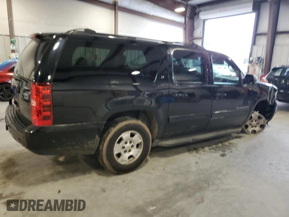 2014 Chevrolet Suburban LT with VIN 1GNSCJE01ER203892, listed as a Copart auction lot 45012795 with 183,901 mi miles and Salvage Title. Bid and sale history available at carsss.com. Image 3.