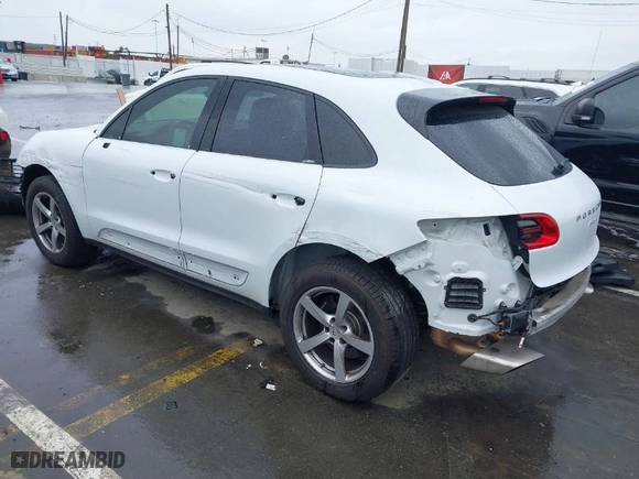 2018 Porsche Macan with VIN WP1AA2A57JLB00974, listed as a IAAI auction lot 41787420 with 72,827 mi miles. Bid and sale history available at carsss.com. Image 3.