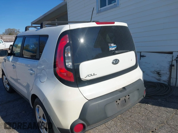 2014 Kia Soul with VIN KNDJN2A24E7043241, listed as a IAAI auction lot 41866672 with 185,004 mi miles. Bid and sale history available at carsss.com. Image 3.