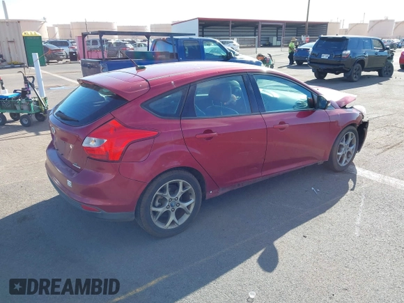 2013 Ford Focus SE with VIN 1FADP3K2XDL138779, listed as a IAAI auction lot 41644711 with 87,298 mi miles. Bid and sale history available at carsss.com. Image 4.