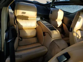 1989 Porsche 928 z VIN WP0JB0923KS861070, wystawiony jako Copart lot #76032254 z przebiegiem Nie podano mil oraz Szkody całkowita. Historia ofert i sprzedaży dostępna na DreamBid. Obrazek 11.