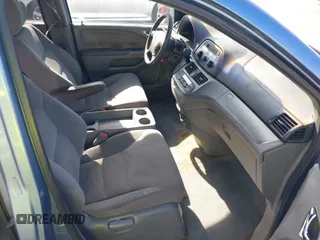 2008 Honda Odyssey EX with VIN 5FNRL38488B025930, listed as a IAAI auction lot 41062184 with 203,142 mi miles and . Bid and sale history available at DreamBid. Image 5.