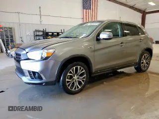 2018 Mitsubishi Outlander ES z VIN JA4AR3AU8JU025116, wystawiony jako Copart lot #57248465 z przebiegiem 54 178 mil mil oraz Czysty tytuł • Clean title. Historia ofert i sprzedaży dostępna na DreamBid. Obrazek 1.