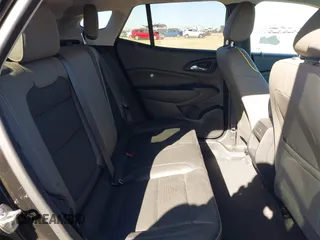 2025 Chevrolet Trax ACTIV with VIN KL77LKEP0SC071687, listed as a IAAI auction lot 41846401 with 9,596 mi miles. Bid and sale history available at carsss.com. Image 8.
