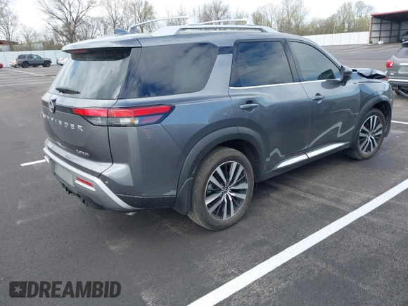 2024 Nissan Pathfinder Platinum z VIN 5N1DR3DH5RC249989, wystawiony jako IAAI lot #41875666 z przebiegiem 4 218 mil mil oraz . Historia ofert i sprzedaży dostępna na DreamBid. Obrazek 4.