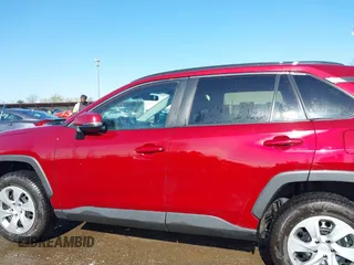 2019 Toyota RAV4 LE with VIN 2T3G1RFVXKC011400, listed as a IAAI auction lot 41957289 with 58,935 mi miles. Bid and sale history available at carsss.com. Image 14.