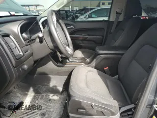 2019 GMC Canyon 2WD SLE with VIN 1GTG5CEN5K1331384, listed as a Copart auction lot 43317035 with 38,542 mi miles and Salvage Title. Bid and sale history available at carsss.com. Image 7.
