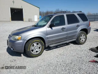 2007 Ford Escape XLT with VIN 1FMYU93117KA75929, listed as a Copart auction lot 48467515 with 156,386 mi miles and Salvage Title. Bid and sale history available at carsss.com. Image 1.