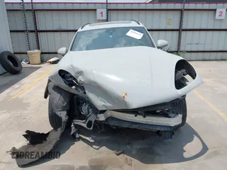 2022 Porsche Macan with VIN WP1AA2A56NLB11535, listed as a IAAI auction lot 42264356 with 11 mi miles and . Bid and sale history available at DreamBid. Image 12.