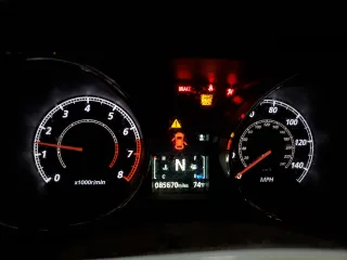 2019 Mitsubishi Outlander ES z VIN JA4AR3AU9KU008553, wystawiony jako Copart lot #55217945 z przebiegiem 85 670 mil mil oraz Szkoda całkowita • Salvage title. Historia ofert i sprzedaży dostępna na DreamBid. Obrazek 9.