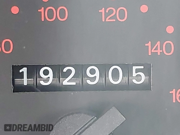 1995 Ford Contour z VIN 3FALP6633SM116313, wystawiony jako IAAI lot #42058920 z przebiegiem 192 905 mil mil oraz . Historia ofert i sprzedaży dostępna na DreamBid. Obrazek 12.