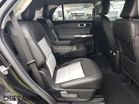 2023 Ford Explorer XLT with VIN 1FMSK7DH1PGA37504, listed as a Copart auction lot 44997995 with 14,899 mi miles and Salvage Title. Bid and sale history available at carsss.com. Image 11.