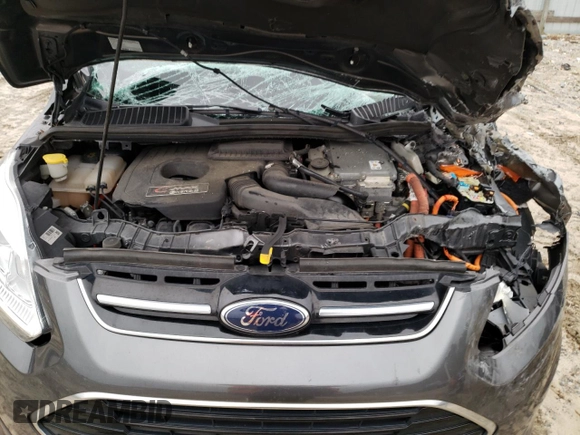 2017 Ford C-Max Energi SE with VIN 1FADP5EU5HL105056, listed as a Copart auction lot 40636914 with 0 mi miles and Salvage Title. Bid and sale history available at carsss.com. Image 13.