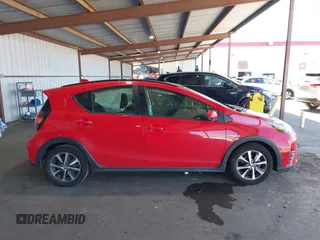 2018 Toyota Prius One z VIN JTDKDTB38J1616269, wystawiony jako IAAI lot #42233140 z przebiegiem 65 608 mil mil oraz . Historia ofert i sprzedaży dostępna na DreamBid. Obrazek 13.