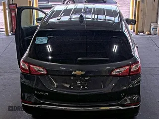 2020 Chevrolet Equinox LT z VIN 2GNAXJEV5L6232400, wystawiony jako IAAI lot #42575814 z przebiegiem 110 520 mil mil oraz . Historia ofert i sprzedaży dostępna na DreamBid. Obrazek 28.