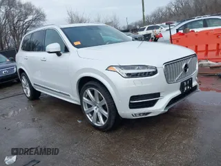 2019 Volvo XC90 Inscription with VIN YV4A22PL6K1465452, listed as a IAAI auction lot 41324871 with 90,801 mi miles. Bid and sale history available at carsss.com. Image 1.
