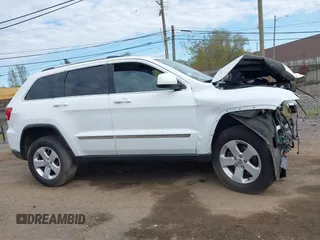 2013 Jeep Grand Cherokee Laredo с VIN 1C4RJFAG1DC549004, выставлен на аукционе IAAI как лот 42193799 с пробегом Не указан миль и . История ставок и продаж доступна на DreamBid. Изображение 13.