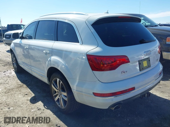 2015 Audi Q7 Premium Plus with VIN WA1LMAFE7FD022860, listed as a IAAI auction lot 41642235 with 202,624 mi miles and . Bid and sale history available at DreamBid. Image 3.