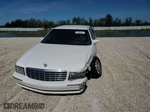 1998 Cadillac DeVille with VIN 1G6KD54Y7WU721351, listed as a Copart auction lot 42990425 with 98,666 mi miles and Salvage Title. Bid and sale history available at carsss.com. Image 10.