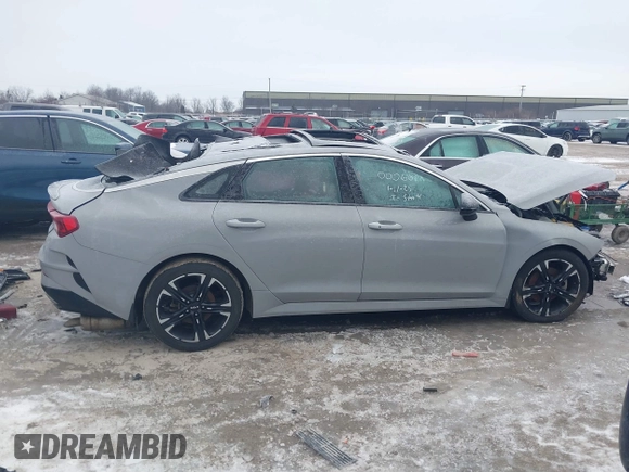 2022 Kia K5 GT-Line z VIN 5XXG64J24NG124900, wystawiony jako IAAI lot #41547846 z przebiegiem 104 024 mil mil oraz . Historia ofert i sprzedaży dostępna na DreamBid. Obrazek 12.