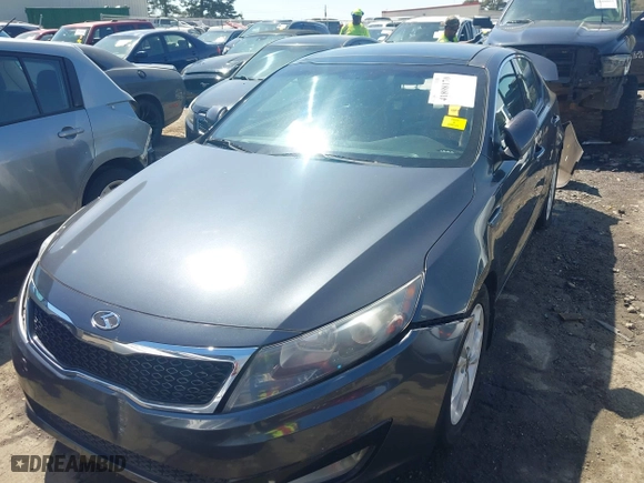 2011 Kia Optima EX with VIN KNAGN4A78B5175859, listed as a IAAI auction lot 41898170 with 176,167 mi miles. Bid and sale history available at carsss.com. Image 6.