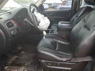 2010 GMC Yukon SLT with VIN 1GKMCCE36AR173617, listed as a Copart auction lot 89143085 with 227,947 mi miles and Salvage Title. Bid and sale history available at carsss.com. Image 7.