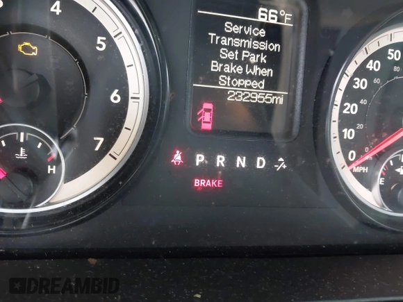 2015 Ram 1500 Express z VIN 1C6RR6KT1FS542543, wystawiony jako IAAI lot #42088483 z przebiegiem 232 955 mil mil oraz . Historia ofert i sprzedaży dostępna na DreamBid. Obrazek 15.