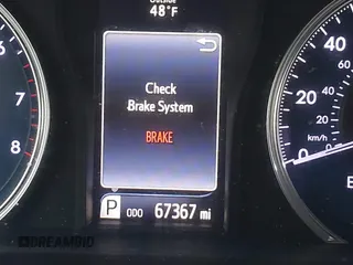 2015 Toyota Camry XLE with VIN 4T4BF1FK2FR448135, listed as a IAAI auction lot 41965092 with 67,367 mi miles. Bid and sale history available at carsss.com. Image 15.