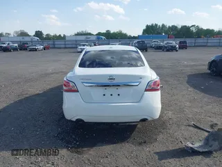 2015 Nissan Altima 2.5 S with VIN 1N4AL3AP9FN387190, listed as a IAAI auction lot 41988478 with 103,694 mi miles. Bid and sale history available at carsss.com. Image 16.