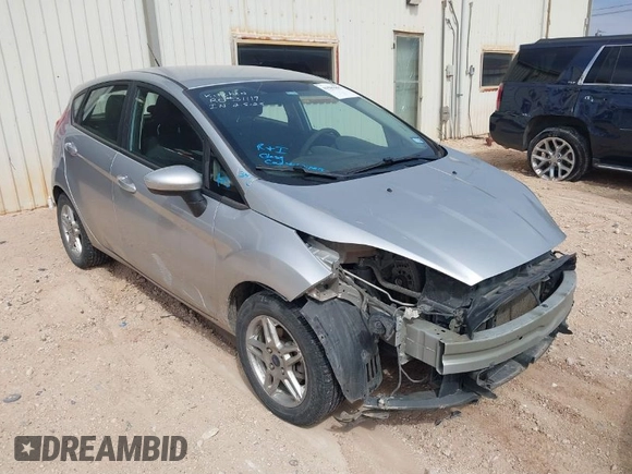 2019 Ford Fiesta SE with VIN 3FADP4EJ5KM157051, listed as a IAAI auction lot 41583827 with 112,813 mi miles. Bid and sale history available at carsss.com. Image 1.