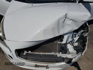 2013 Volvo S60 T5 Premier with VIN YV1612FS5D1228372, listed as a Copart auction lot 61927585 with 98,451 mi miles and Salvage title. Bid and sale history available at DreamBid. Image 11.