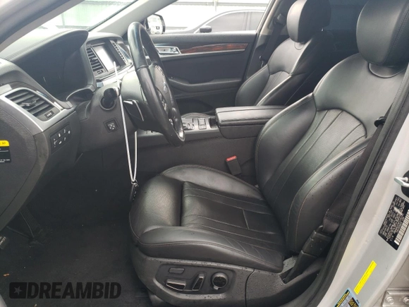 2015 Hyundai Genesis 3.8L with VIN KMHGN4JE8FU100183, listed as a Copart auction lot 67677473 with 71,378 mi miles. Bid and sale history available at carsss.com. Image 7.