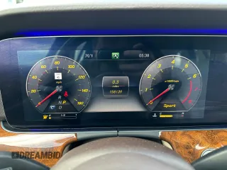 2019 Mercedes-Benz E 450 with VIN WDDZH6JB9KA591631, listed as a Copart auction lot 56421825 with 158,139 mi miles and Clean Title. Bid and sale history available at DreamBid. Image 8.