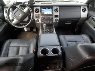 2017 Ford Expedition Max Limited z VIN 1FMJK2ATXHEA69601, wystawiony jako Copart lot #56829125 z przebiegiem 126 335 mil mil oraz Szkoda całkowita • Salvage title. Historia ofert i sprzedaży dostępna na DreamBid. Obrazek 8.