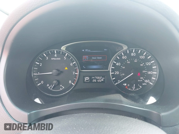 2013 Nissan Altima S with VIN 1N4AL3AP8DN586826, listed as a IAAI auction lot 42133563 with 147,562 mi miles and . Bid and sale history available at DreamBid. Image 7.