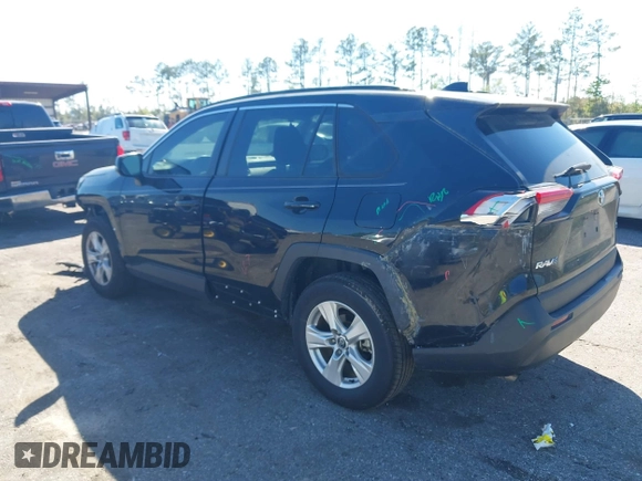 2021 Toyota RAV4 XLE with VIN 2T3W1RFV2MW107986, listed as a IAAI auction lot 41835348 with 103,450 mi miles. Bid and sale history available at carsss.com. Image 3.